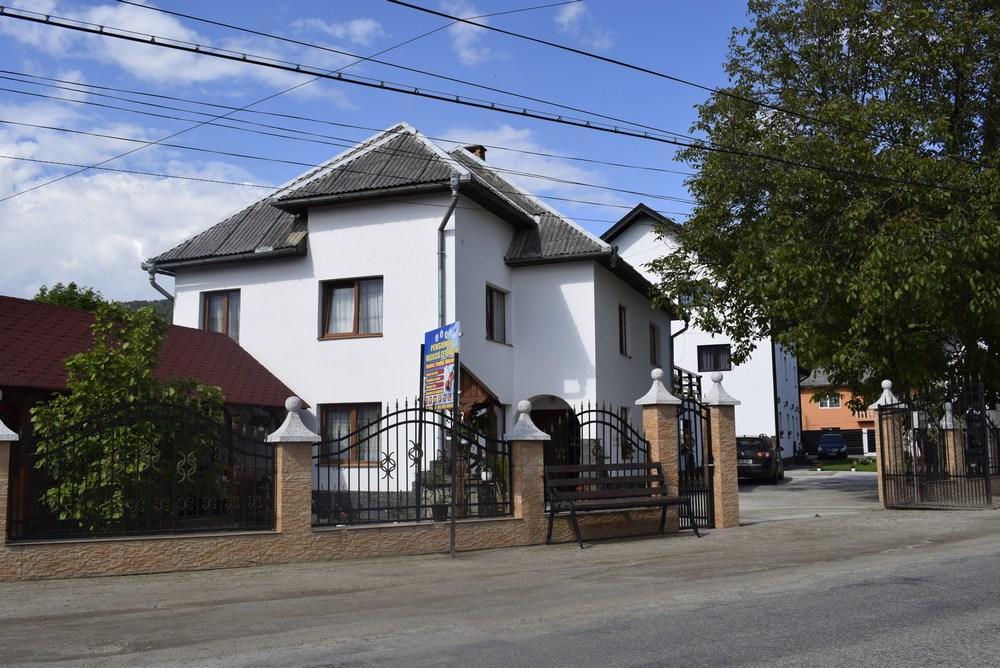 Pensiunea Vasilica Ceterasu Váncsfalva Kültér fotó